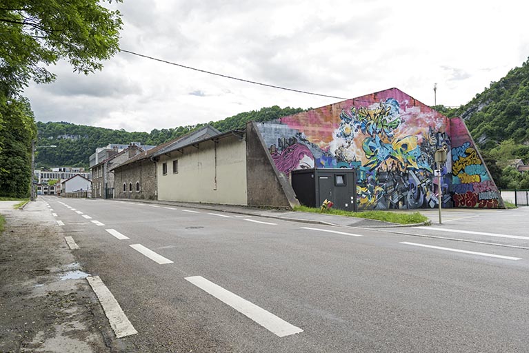 usine à papier de la société des Papeteries Bisontines, usine de fibres artificielles et synthétiques dite usine des Soieries puis de la Rhodiacéta