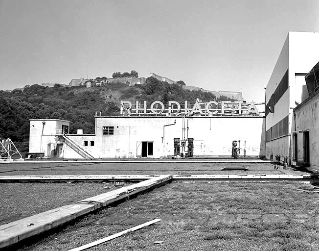 usine à papier de la société des Papeteries Bisontines, usine de fibres artificielles et synthétiques dite usine des Soieries puis de la Rhodiacéta