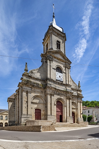 église paroissiale Saint-Pierre