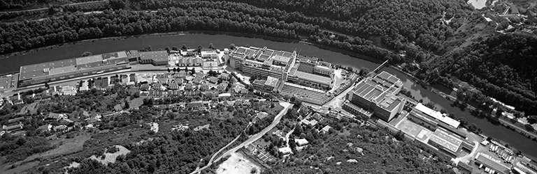 usine à papier de la société des Papeteries Bisontines, usine de fibres artificielles et synthétiques dite usine des Soieries puis de la Rhodiacéta