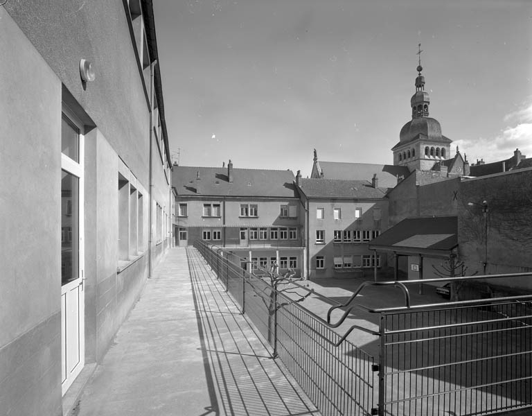 école des Frères de la Doctrine chrétienne, actuellement école publique Edmond Bour