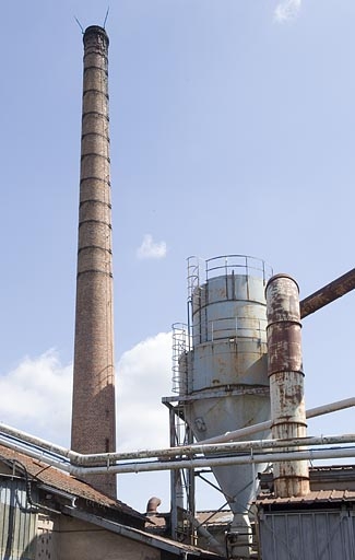 usine de meubles Lebrun-Bernardin, puis Veuve Lebrun et Fils, puis Pierre et Cie, actuellement les Usines Réunies