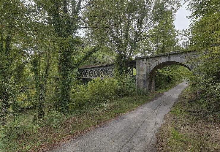 pont ferroviaire isolé ; dit pont Jeanne-Rose (canal du Centre)