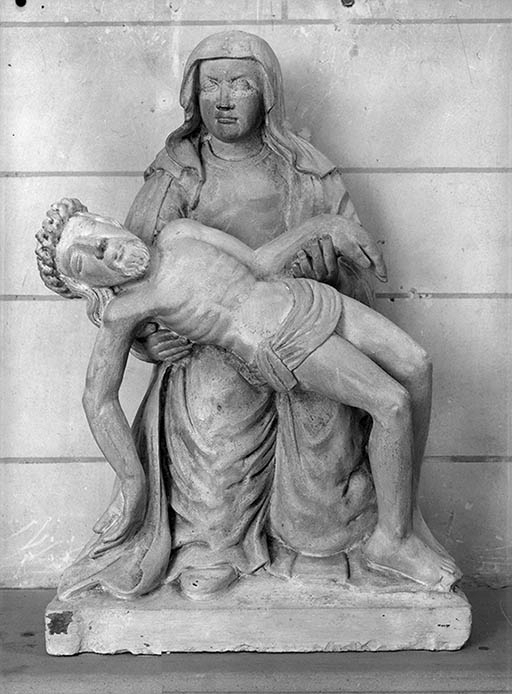 groupe sculpté : Vierge de Pitié