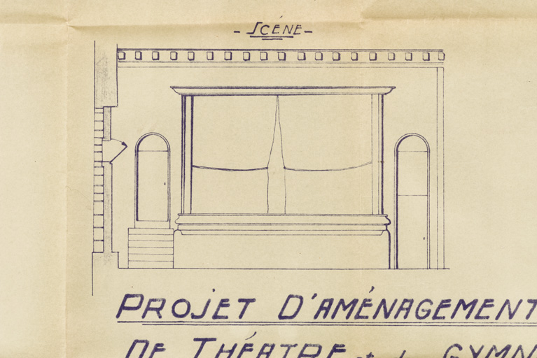 halle, mairie, salle des fêtes et cinéma