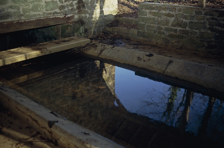 lavoir dit de la fontaine des Bas