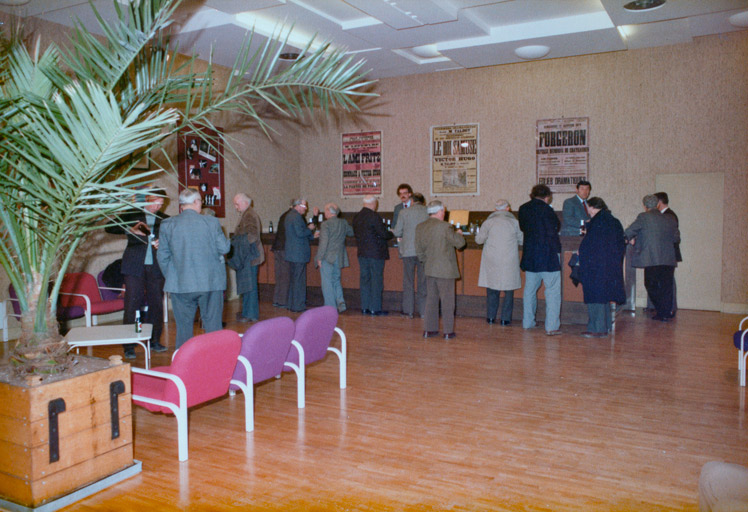 maison du peuple et théâtre municipal