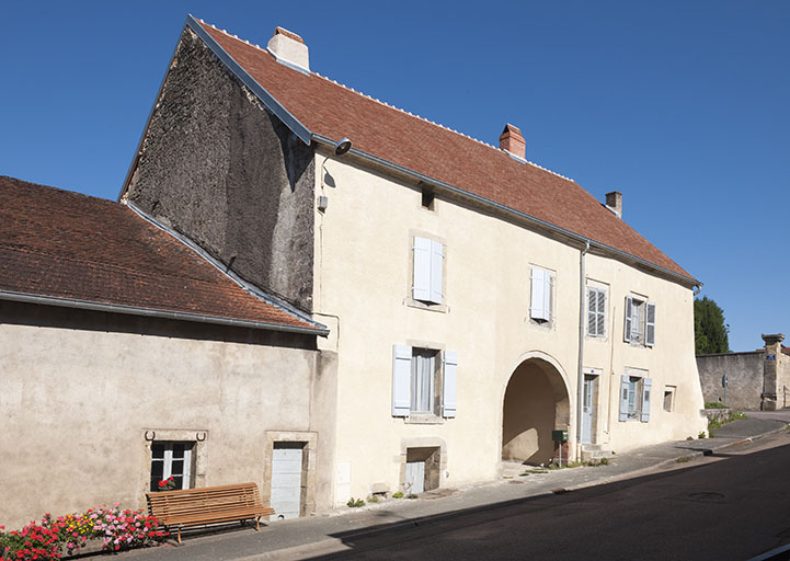 maison, huilerie (détruite), puis ferme
