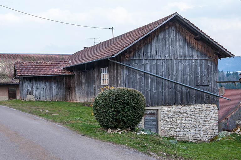 ferme et atelier de boîtes de montre Bouchet, puis menuiserie Pierre