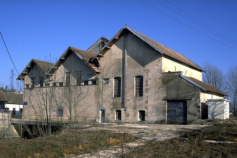 moulin à blé dit moulin du Pré, centrale hydroélectrique, actuellement centre nautique