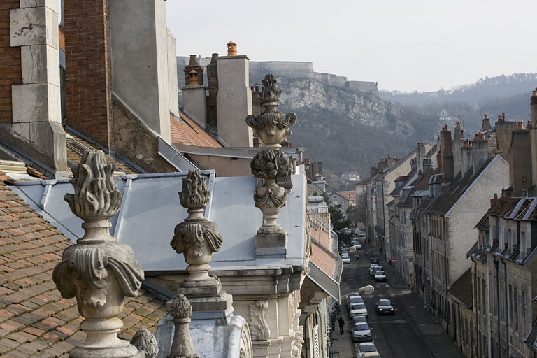 maison puis hôtel et banque Brétillot, actuellement Direction régionale des Affaires culturelles