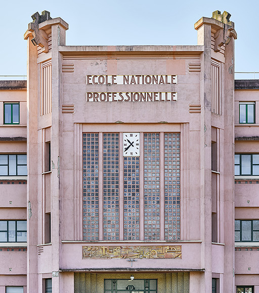 école nationale professionnelle et collège d'enseignement technique, puis lycée Nicéphore-Niépce et lycée Pierre-de-Saint-Julien-de-Balleure, actuelle cité scolaire Niépce-Balleure