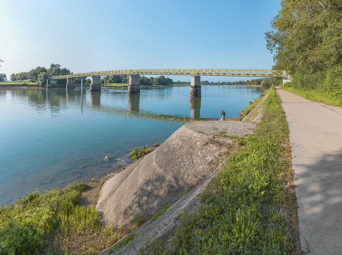 pont d'Uchizy