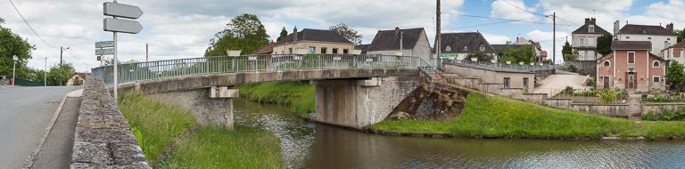 pont routier isolé de Ciry (canal du Centre)