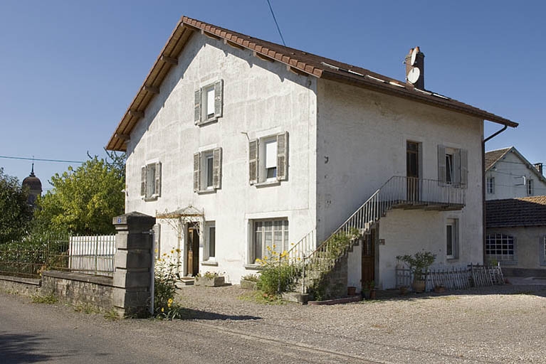 tonnellerie, puis distillerie Robert, actuellement logement