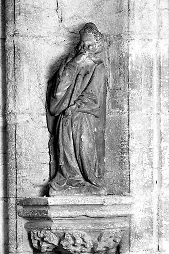 2 statues : anges buccinateurs