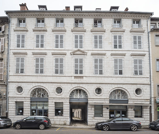 hôtel Girod de Rennes, puis Berthod