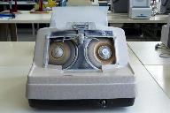 machine à meuler dite meuleuse manuelle Essilor MD2