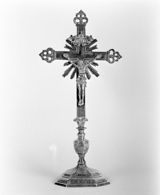croix d'autel