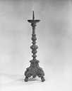 2 chandeliers d'autel