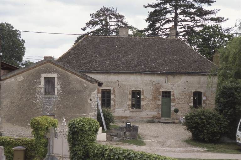 ancien presbytère, actuellement maison