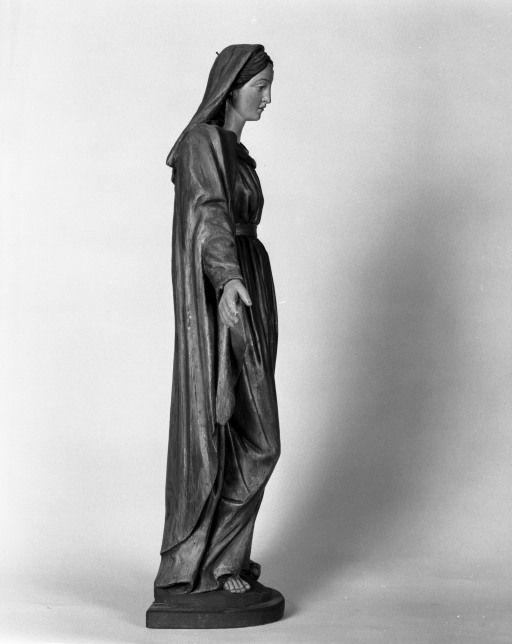 statue (petite nature) : l'Immaculée Conception