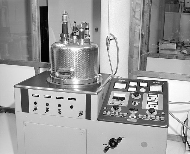 machine à revêtir par dépôt (machine à déposer sous vide Metal Lux)