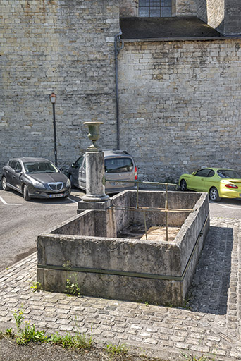 fontaine de Notre-Dame