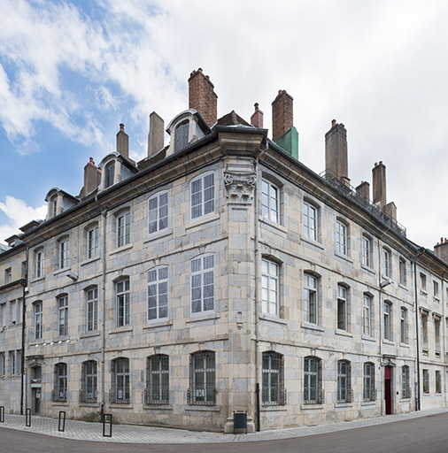 immeuble et atelier d'horlogerie Victor Petiteau