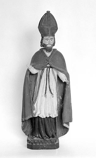 statue : saint évêque