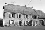 ferme (détruite après 1983 ?)