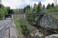 2 ponts ferroviaires (voie ferrée Andelot - La Cluse)