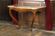 table n° 6 : table d'applique