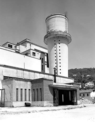 usine à papier de la société des Papeteries Bisontines, usine de fibres artificielles et synthétiques dite usine des Soieries puis de la Rhodiacéta