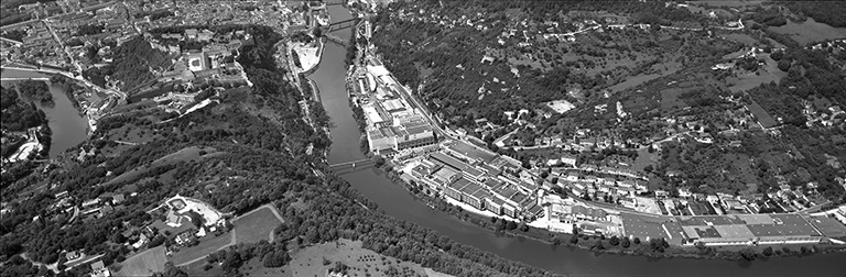 usine à papier de la société des Papeteries Bisontines, usine de fibres artificielles et synthétiques dite usine des Soieries puis de la Rhodiacéta