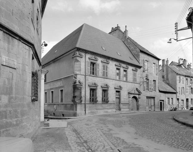 hôtel Sanderet de Valonne, actuellement poste