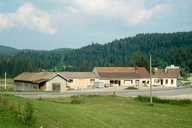 scierie Paget puis Girardet, actuellement cartonnerie, magasin de commerce