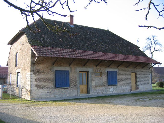 les maisons et fermes à Authumes