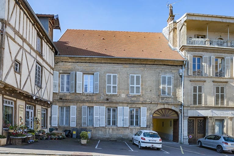 immeuble ou maison 10 rue Charles-Bontemps