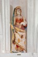 statue : sainte Brigitte ou sainte Reine