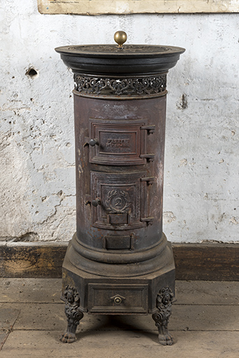 poêle de chauffage des Forges de Fallon dit fourneau de Paris