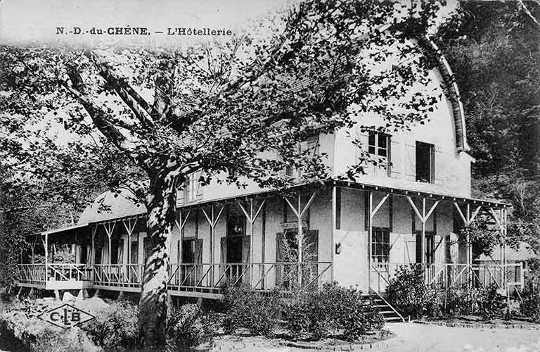 chapelle de pèlerinage Notre-Dame-du-Chêne
