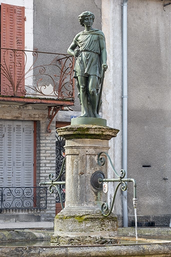 fontaine-abreuvoir dite de Cérès