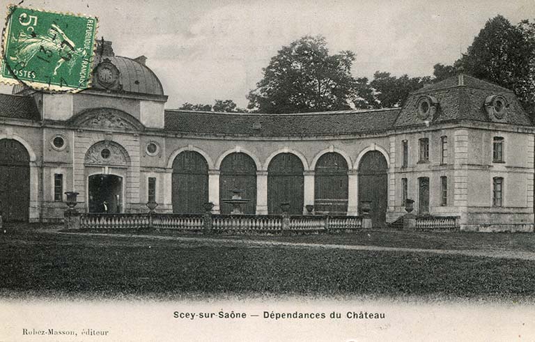 écurie, pigeonnier et dépendances du château