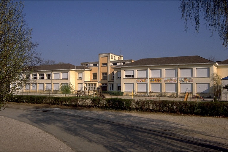 école primaire dite groupe scolaire Louis Pasteur