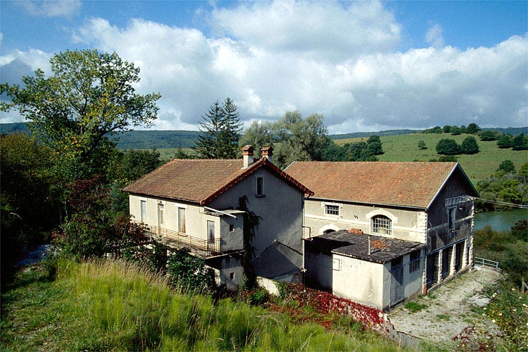 centrale hydroélectrique de Chalain