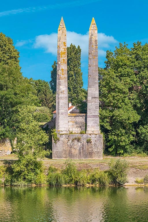 ancien pont suspendu de Chauvort