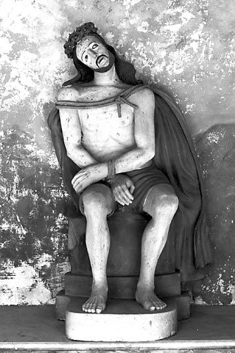 statue : Christ souffrant dit Dieu de Pitié