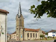 église paroissiale Saint Maurice, antérieurement Saint Pierre.