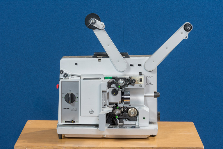 appareil de projection Bauer P7 TS universal